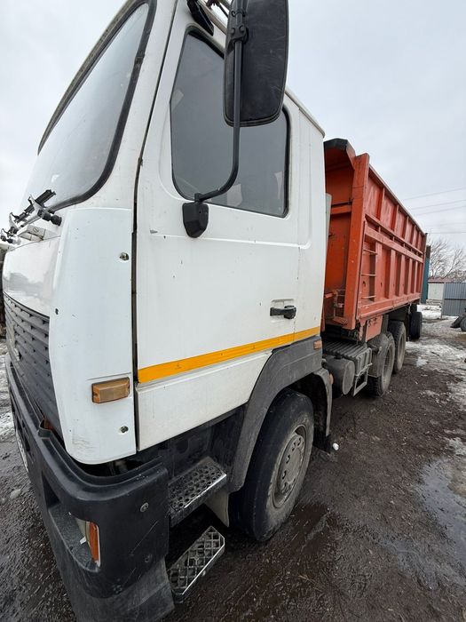 Продам МАЗ 6501 с прицепом