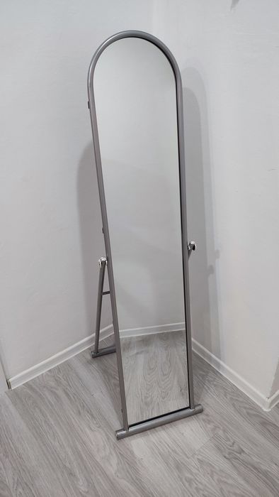 Зеркало напольное