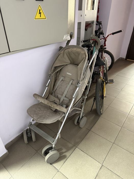 Коляска , трость