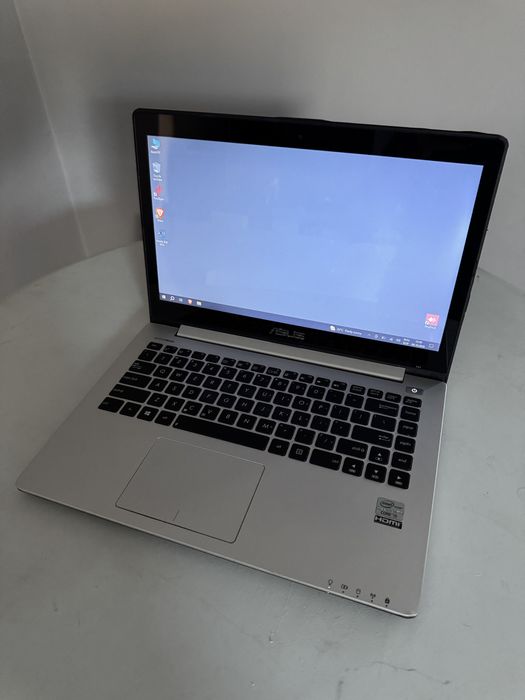 Laptop  ASUS VivoBook S400C – Ecran Touchscreen