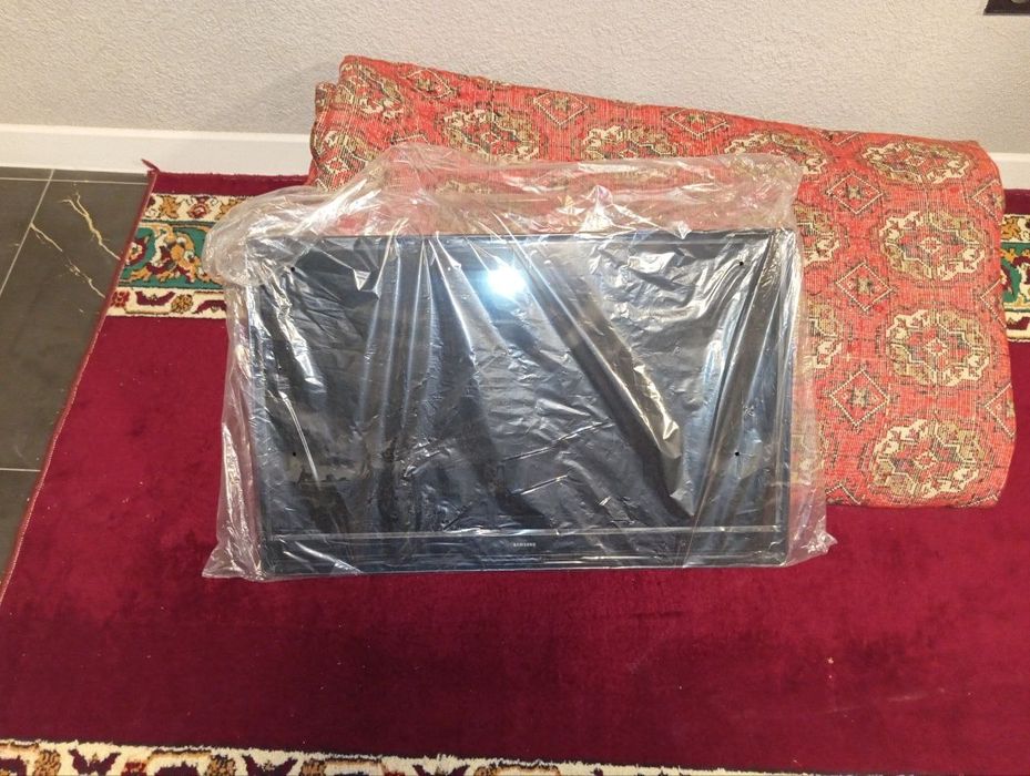 Самсунг телевизор цифровое ТВ 32 дюмли сотилади