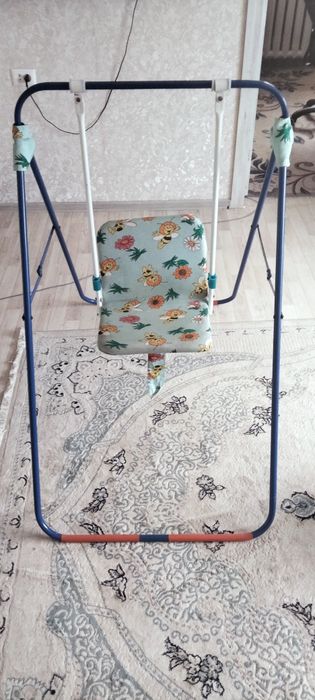Качеля детская б/у
