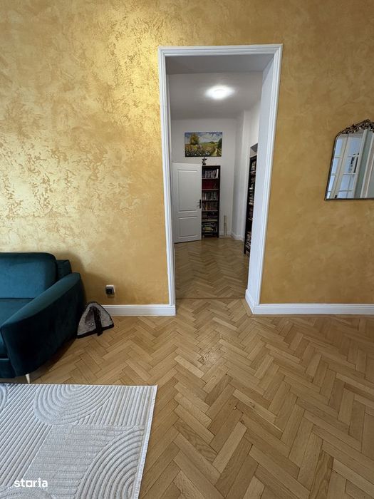 Apartament în vila Piața Unirii-Universitate