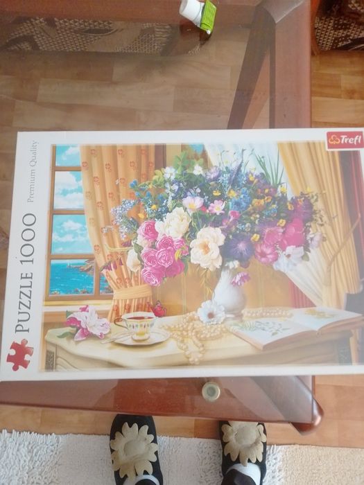 Продавам пъзели Чисто нови  .6 бр.по 1000 части и 1 бр .от 500 части.