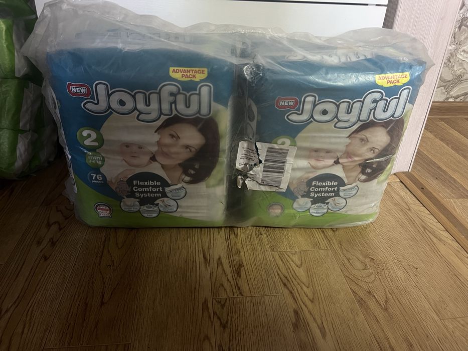 Продам памперса размер 2