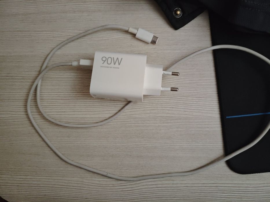 Poco F7 продаеться