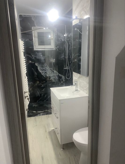 Inchiriez apartament 2 camere