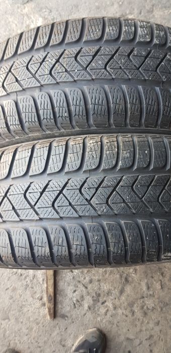 Зимни гуми-2021г.-16цола-215/60-1бр.-80лв."PIRELLI "