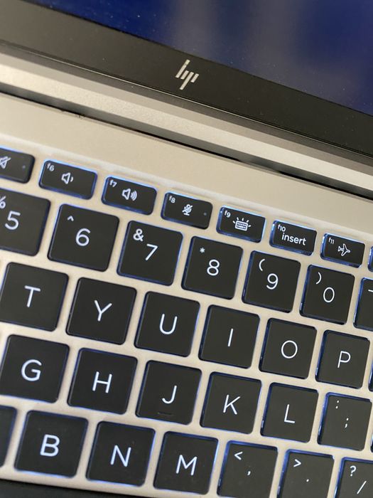 HP elitebook 830 G7