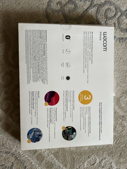 Графический планшет Wacom Intuos M Bluetooth (CTL-6100WL)