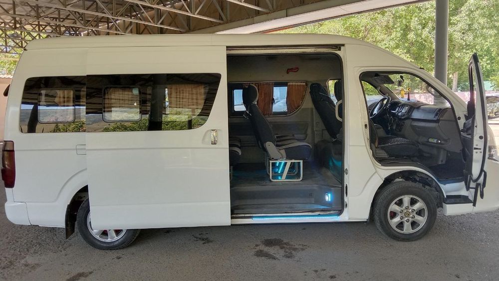 Uzbekistan bo'ylab Avtobus mikroavtobus xizmatlari