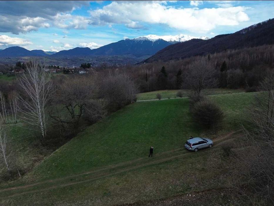Teren intravilan 1541 mp in Zarnesti -Tohanita