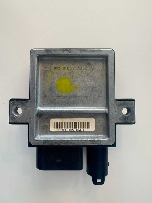 Реле за подгревни свещи Mercerdes CDI V8 Beru