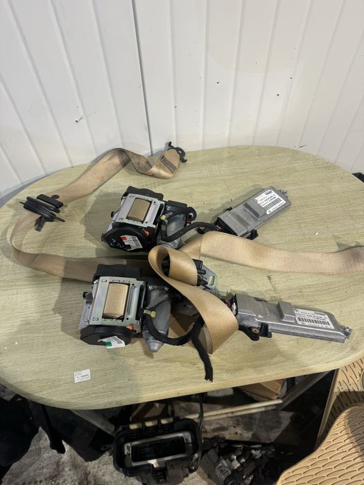 Предни колани с електромотори бмв ф01 ф02 bmw f01 f02 kolani