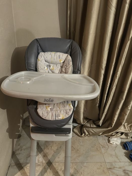 Детский стульчик для кормления Joie