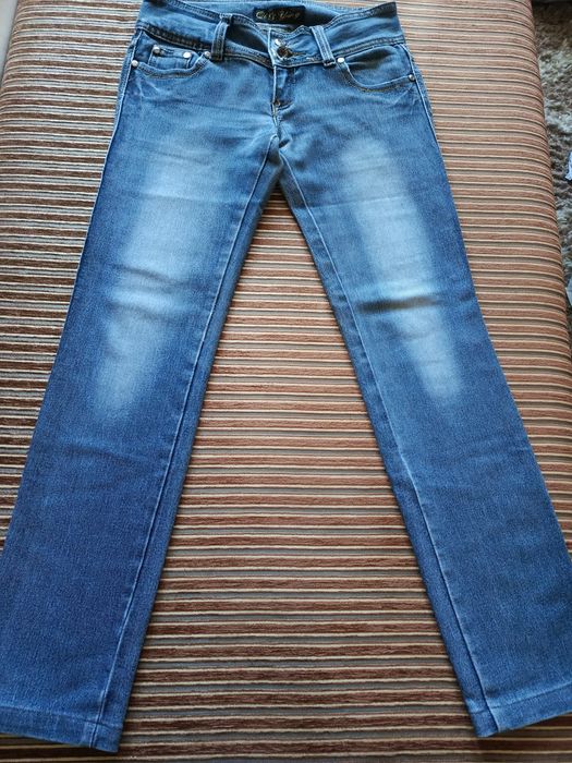 Продам джинсы б/у