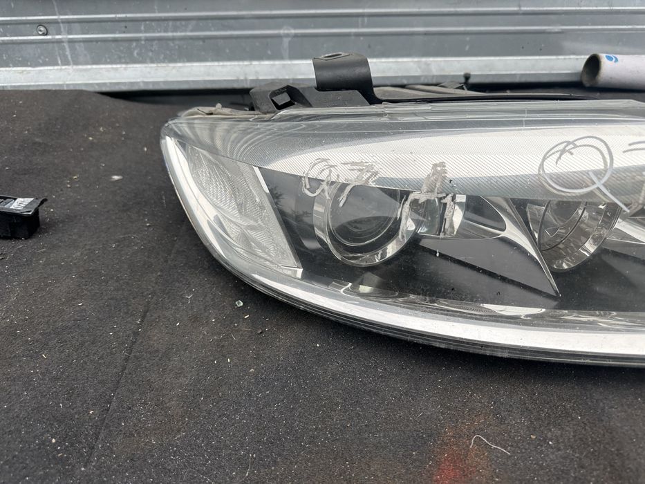 Фар фарове Audi Q7 2008 с ксенон в добро състояние, Ауди 4L оригинални