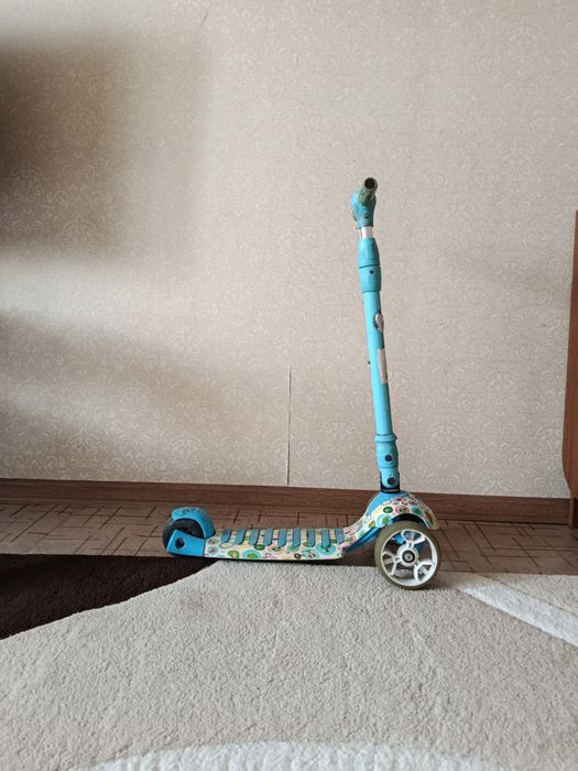 Самокат детский б/у