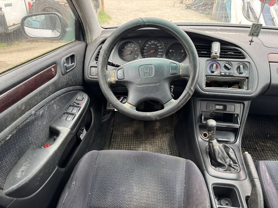 Хонда Акорд 1.6i 16v 115кс 2001г На Чадти