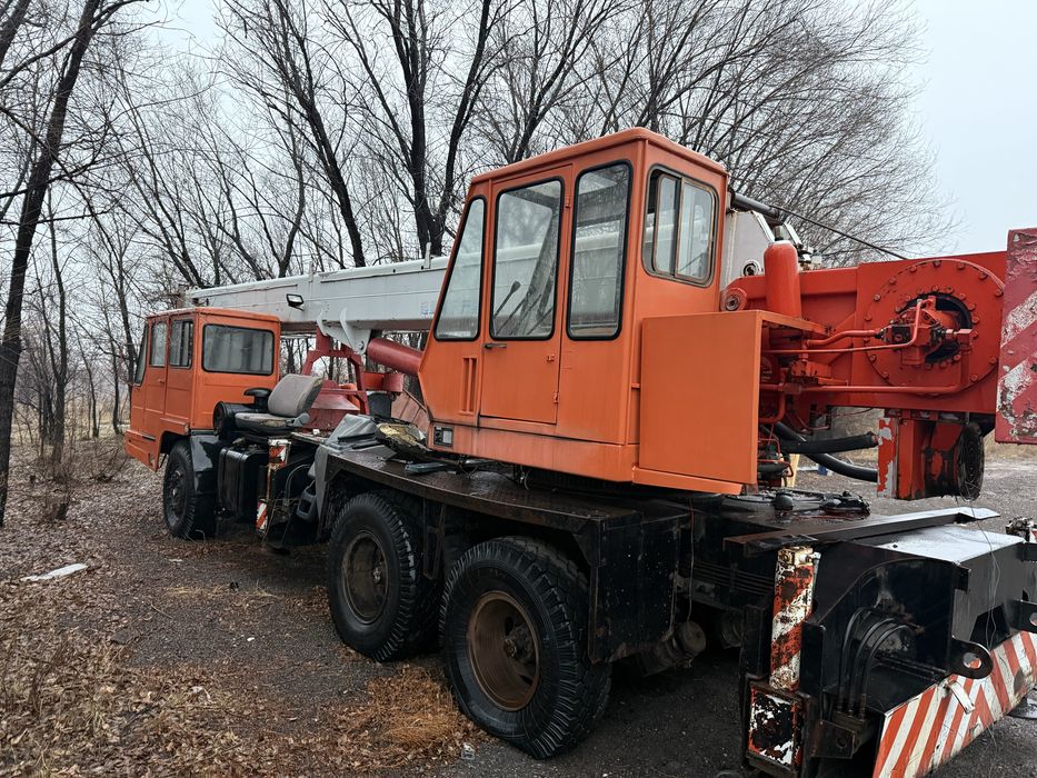 Продам автокран ZOOMILON QY16