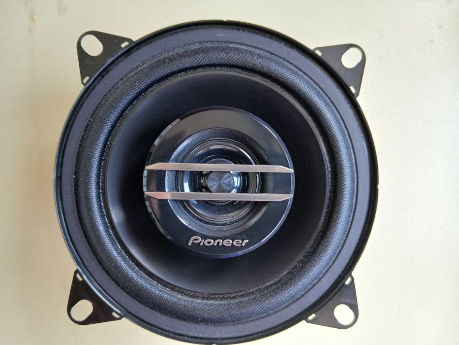 Продам колонки Pioneer TS-G1020F