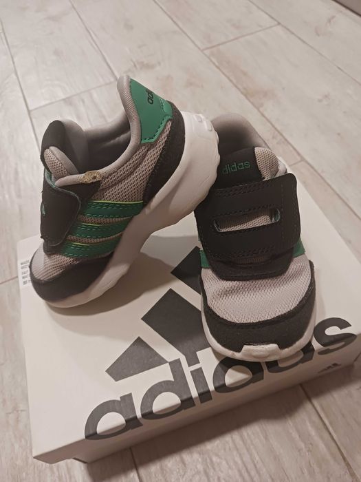 Маратонки Адидас