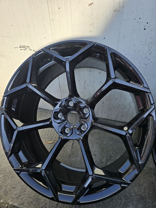 Jante originale Lamborghini Urus 23