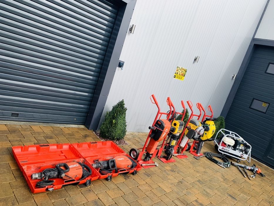 Inchiriez picamer ciocan demolator spart beton electric benzina hilti