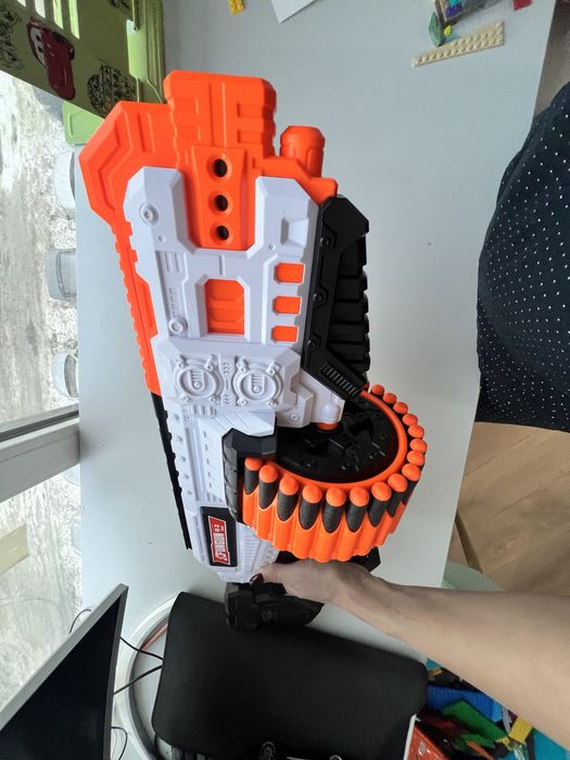 Бластер с барабаном, автоматический