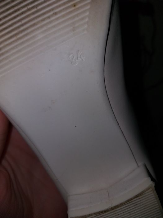 Продам б/у туфельки