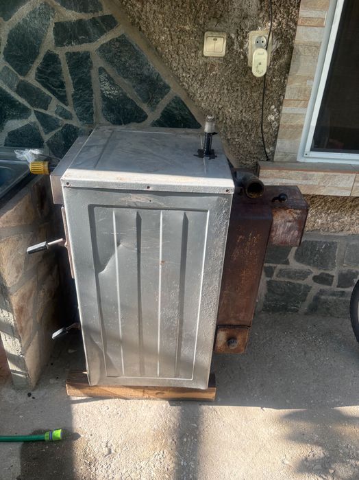 Чугунен котел на дърва и въглища