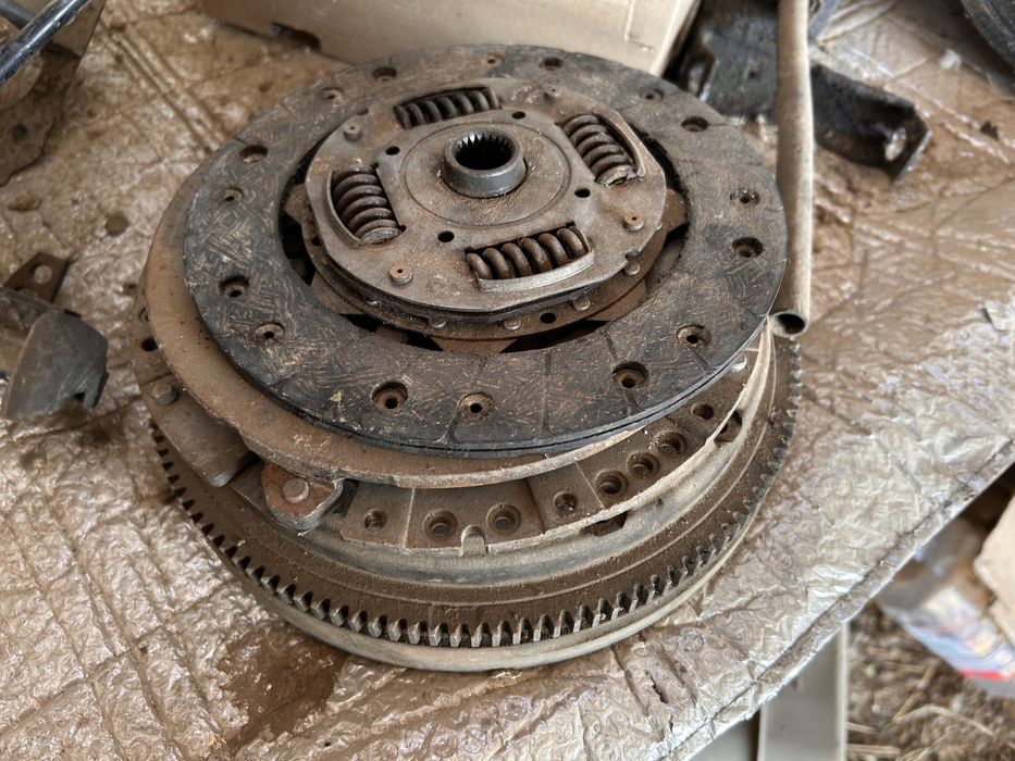 Продам МКПП в сборе Гольф 3