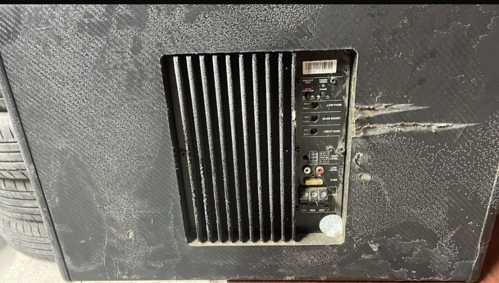 Продам саббуфер элемент