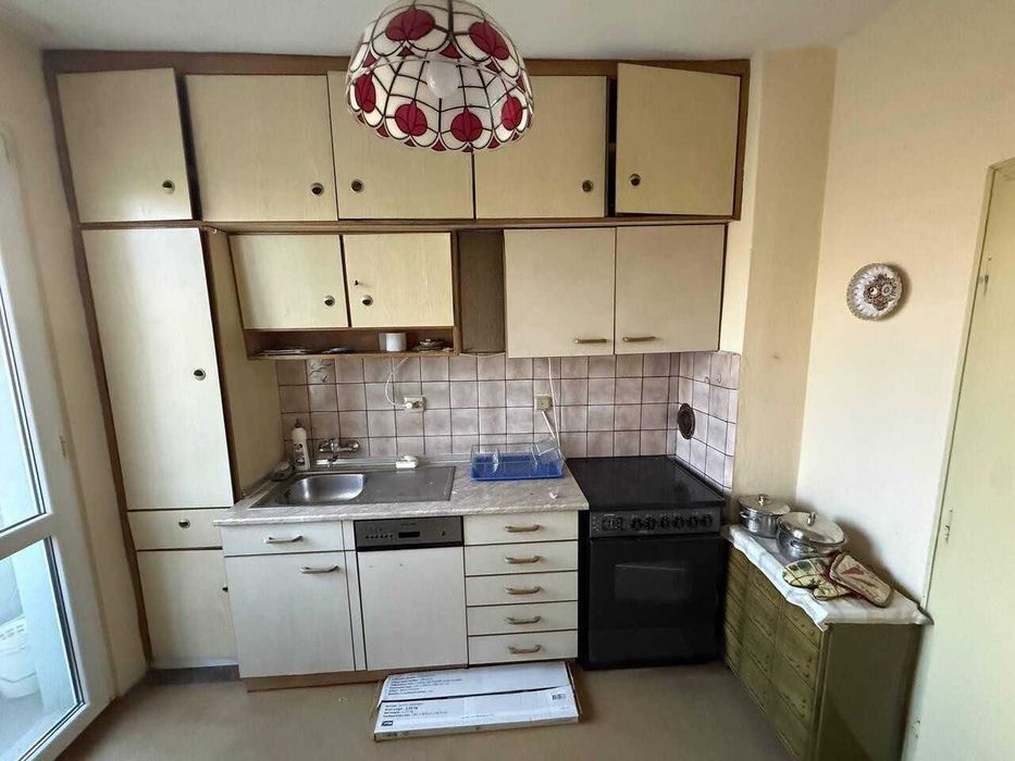 Продава се Тристаен апартамент в Пловдив, Христо Смирненски - 92 кв.м за 743 €/кв.м - Снимка #1