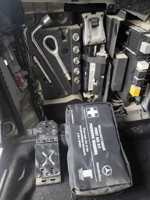 Мерцедес ц220 mercedes c220 w203 на части