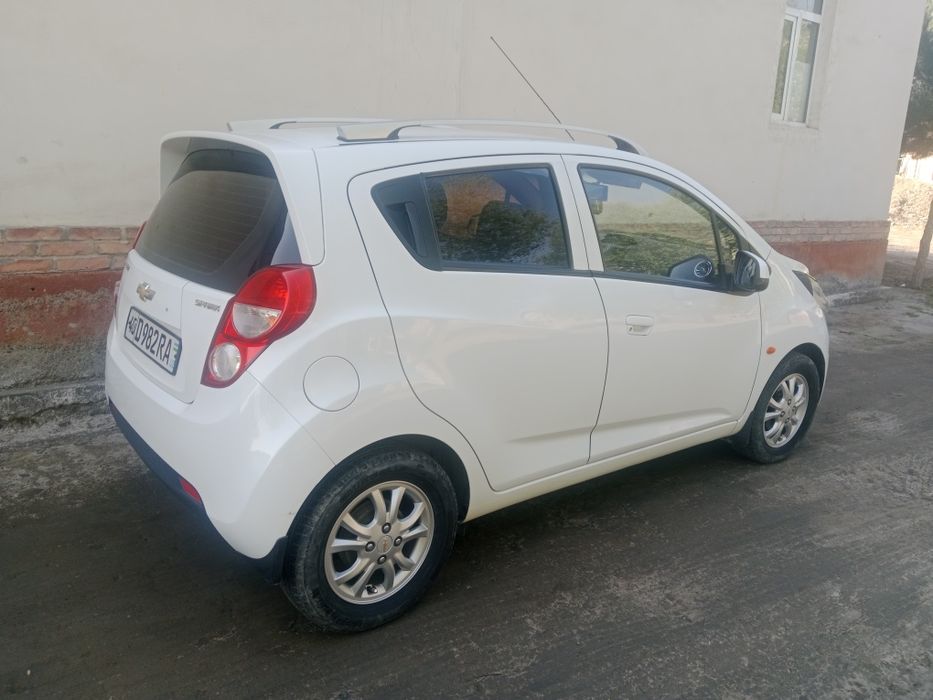 Chevrolet Spark 2012 — 4