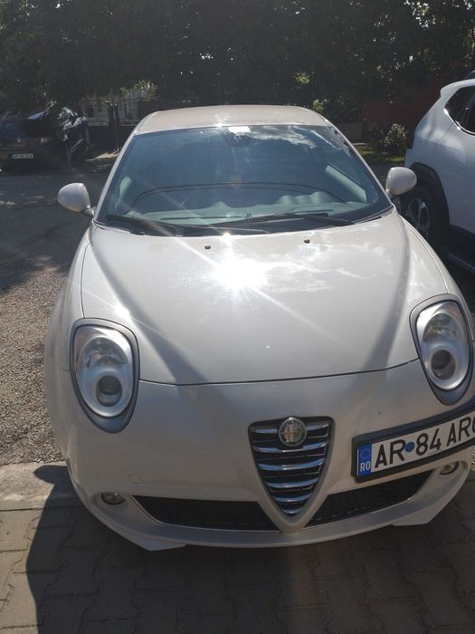 Vând alfa Romeo