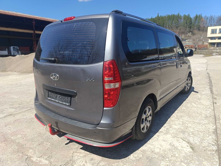 Hyundai H1 2.5crdi 136к.с. 2012г. На Части
