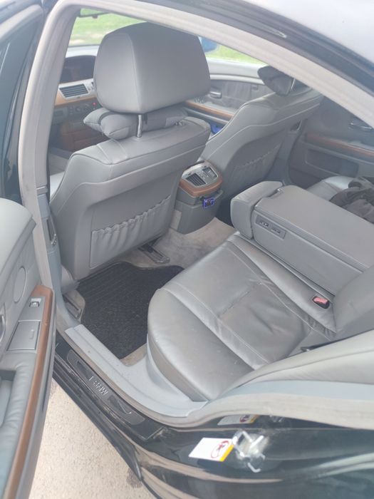 БМВ 735i газов инжекцион