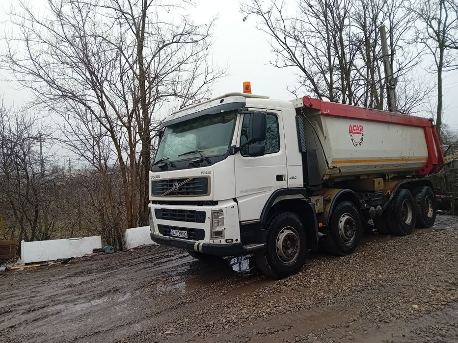 Vind Autobasculanta Volvo 460  8x4