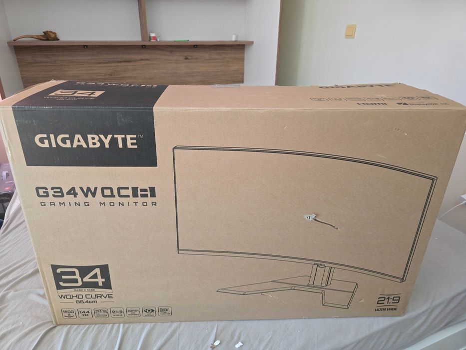 Монитор 34" GIGABYTE, 3440x1440, VA, 144 Hz