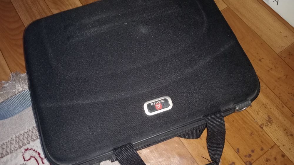 Ноутбук сатылады