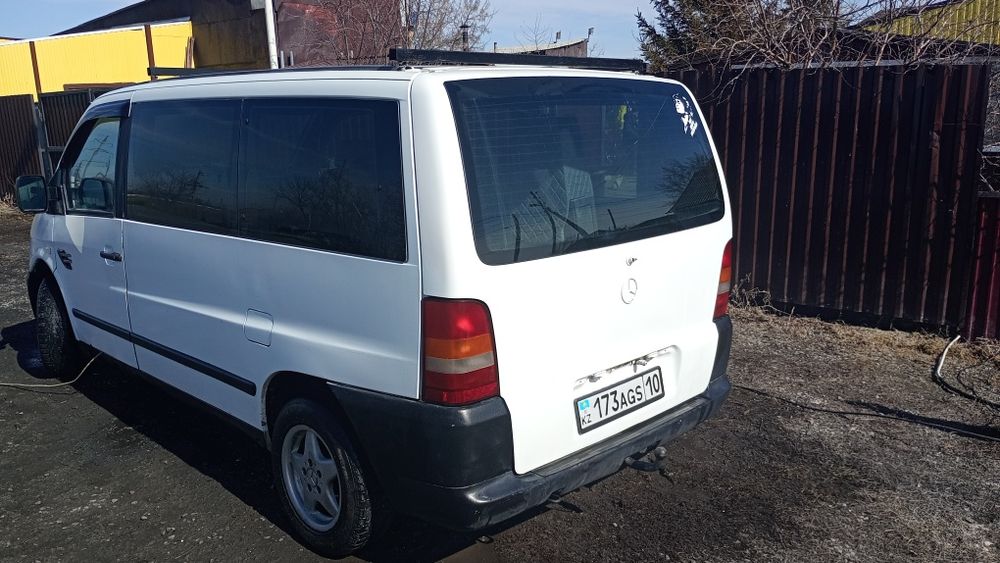 Продам Мерседес Вито.