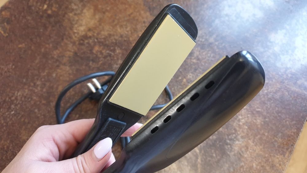 Продам выарямитель для волос