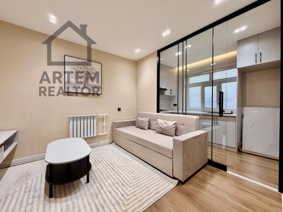 Лесунова Кадышева 2/3/5 30м2 новый евро ремонт