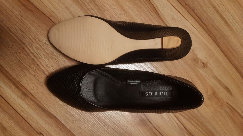 Продам новые туфли