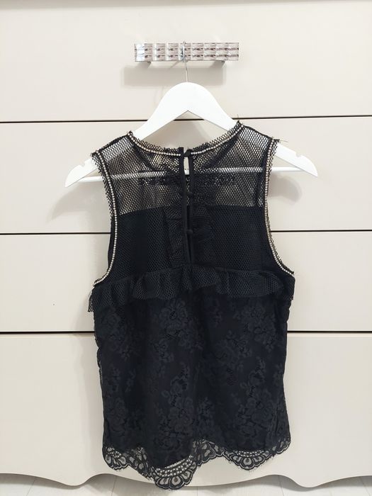 Официален потник с камъчета