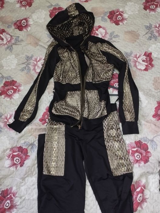 Костюм  женский,Турция