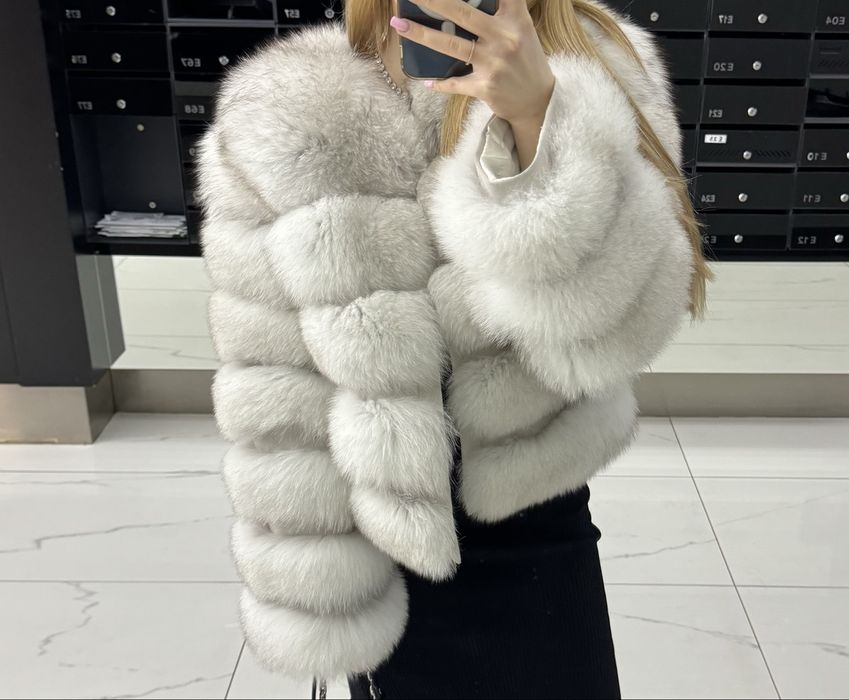 Haina de blana naturala alb polar