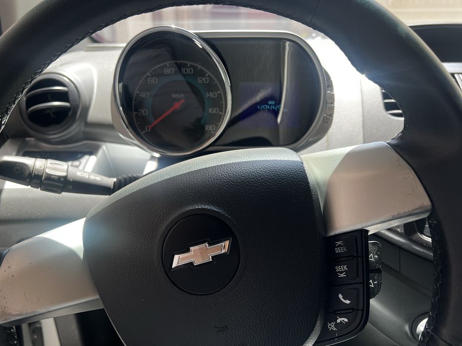 Arenda Spark 4 pozitsa full 2022 yil 49,500 km kraska toza